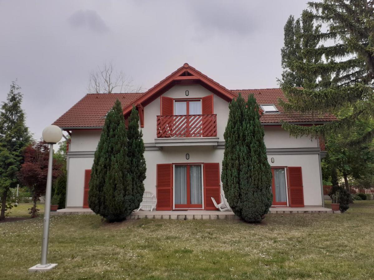 Zoeld Zona Zamardi Ueduelo Bed & Breakfast エクステリア 写真