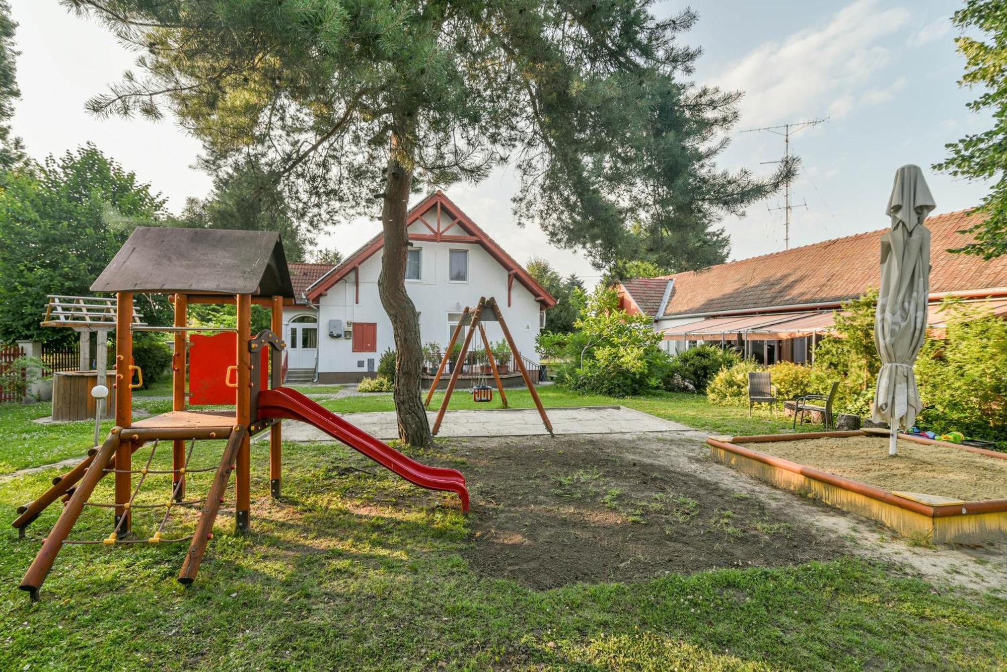 Zoeld Zona Zamardi Ueduelo Bed & Breakfast エクステリア 写真