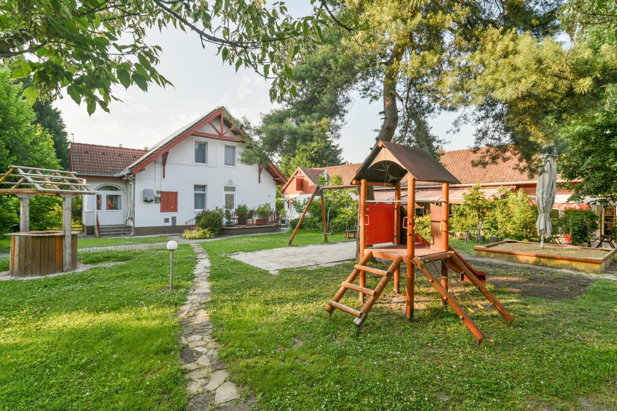 Zoeld Zona Zamardi Ueduelo Bed & Breakfast エクステリア 写真